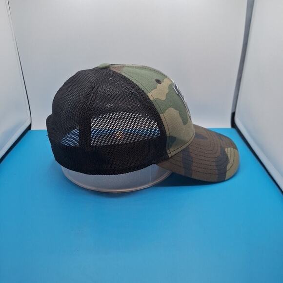 Pittsburgh Pirates New Era 39Thirty Camouflage Meshback Hat Cap Size M/L MLB - Picture 6 of 8